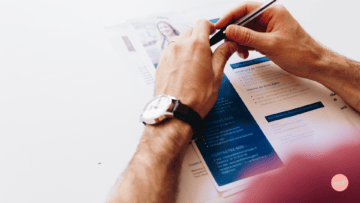 Photo de couverture : faut-il des diplรดmes pour ouvrir une franchise ?