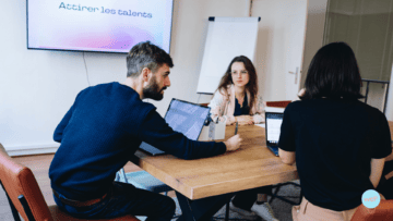 Les รฉquipes de L'Express Franchise pour illustre les actus du samedi.