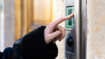 L'interphone d'un emplacement idéal.