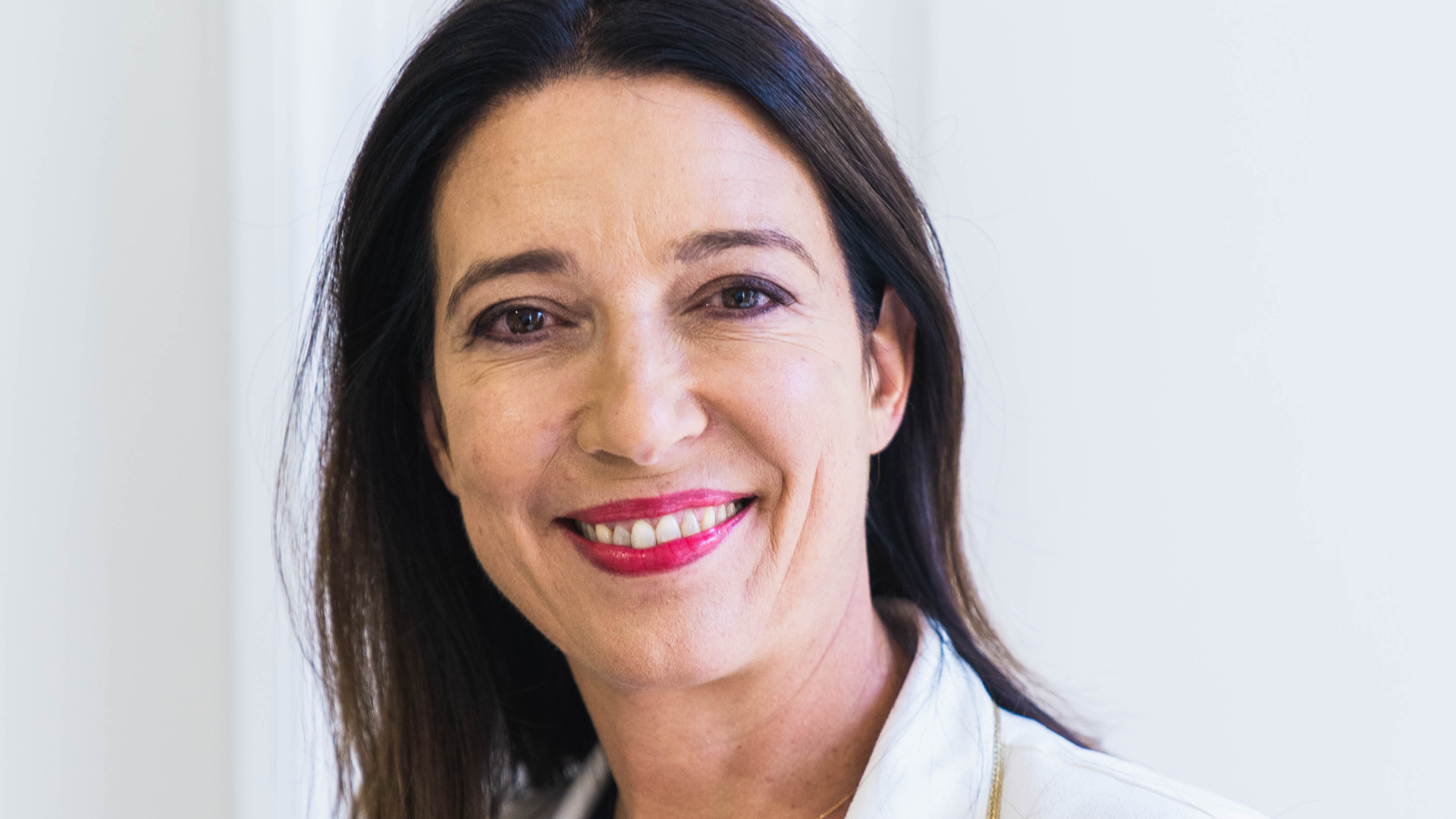 fanny roy avocate : Violation du secret des affaires